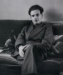 Louis Franchon assis